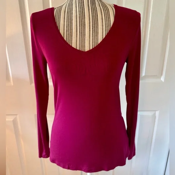 White House Black Market Pink Fitted Long Sleeve Blouse - Picture 3 of 9